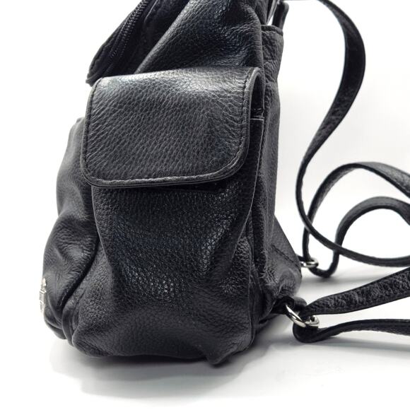 Harley-Davidson Women’s Mini Biker Backpack Black Pebbled Leather Studded Logo - Picture 3 of 11
